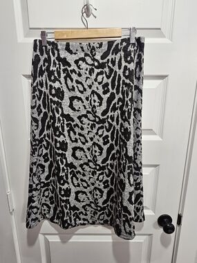 Women's A-Line Animal Print Skirt in Black and Gray